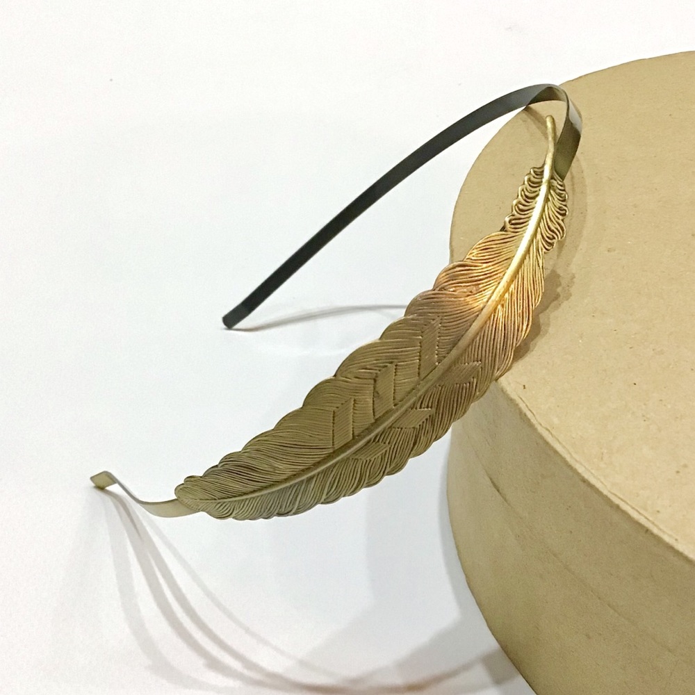 NWOT Gold Embossed Feather Headband
